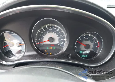 2013 Chrysler 200 Lx z USA, uszkodzony, nr VIN 1C3CCBAB3DN605529